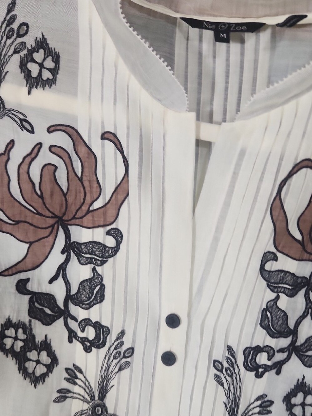 NIC+ZOE Cream Button-Front Blouse with Brown & Black Floral Embroidery - Picture 3 of 16